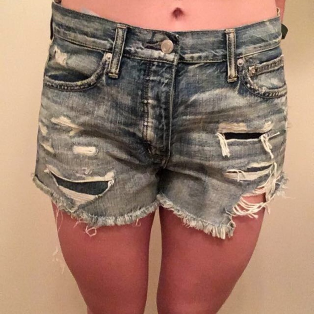 American Eagle distressed high waisted shorts NEW